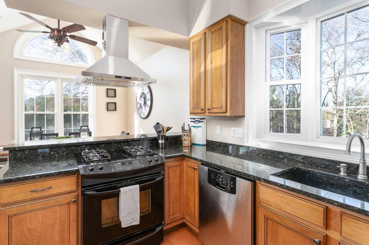 Luxurious House With Pool Near Asheville By Mighty Tree Properties Leicester Luaran gambar