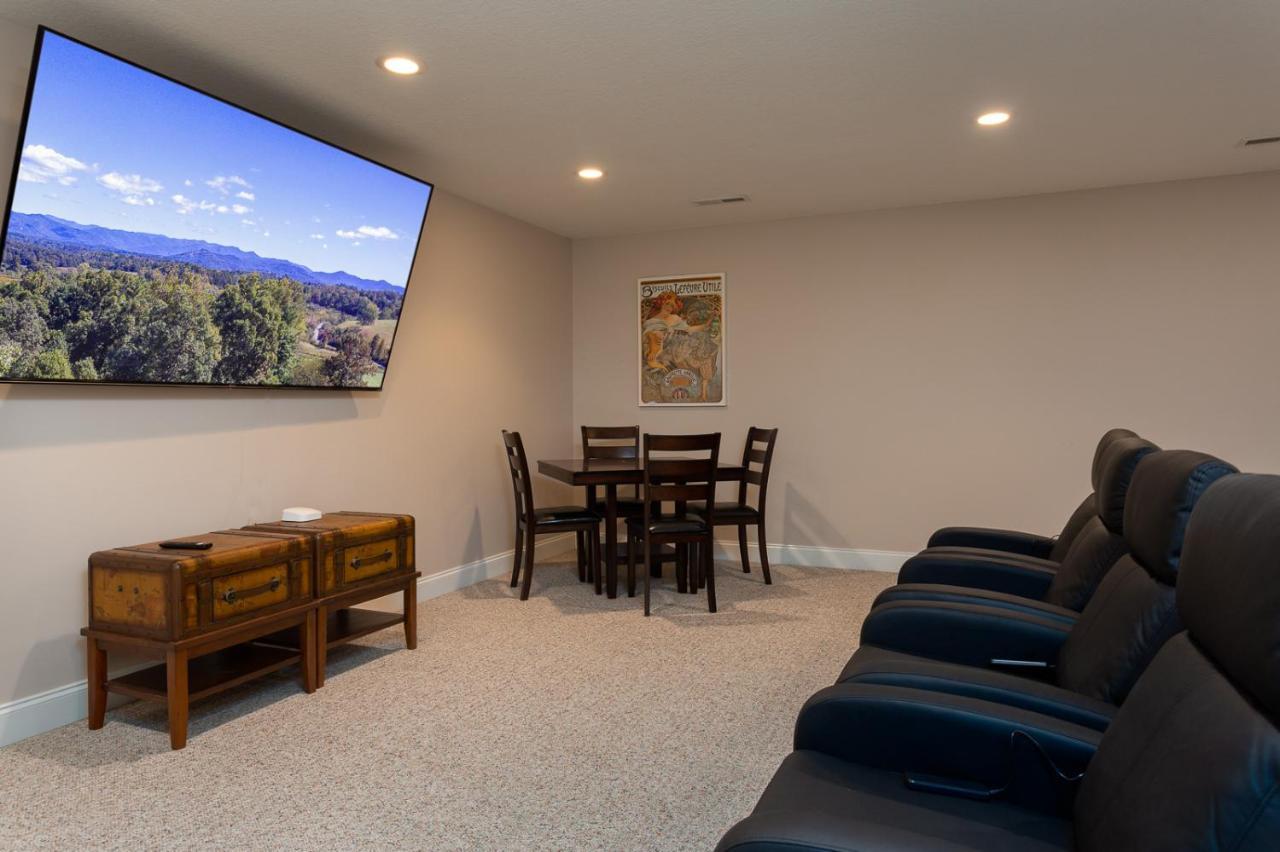 Luxurious House With Pool Near Asheville By Mighty Tree Properties Leicester Luaran gambar