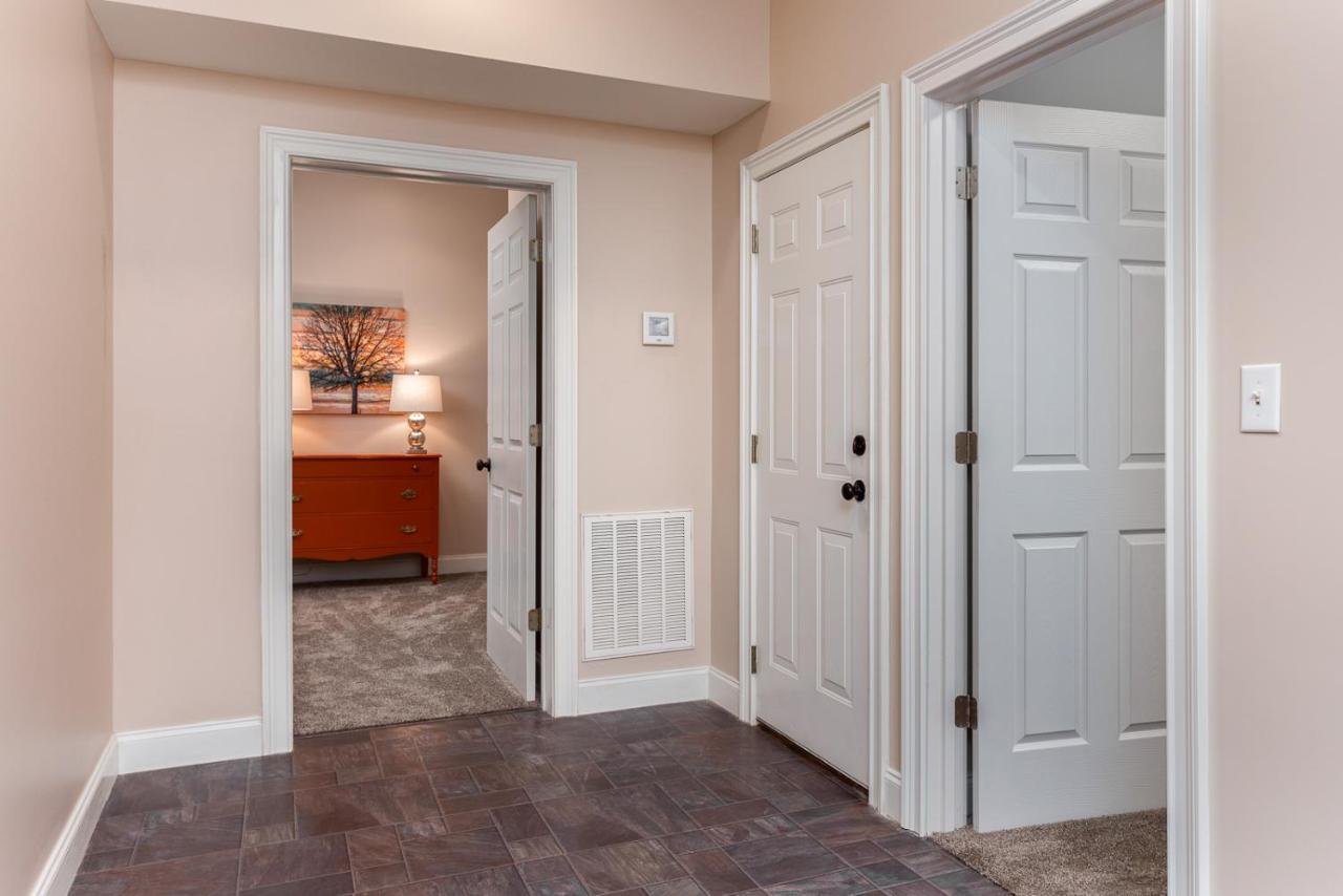 Luxurious House With Pool Near Asheville By Mighty Tree Properties Leicester Luaran gambar