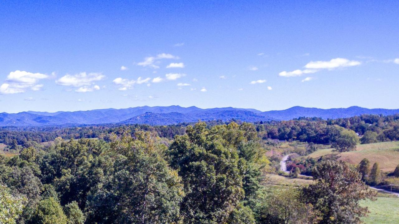 Luxurious House With Pool Near Asheville By Mighty Tree Properties Leicester Luaran gambar